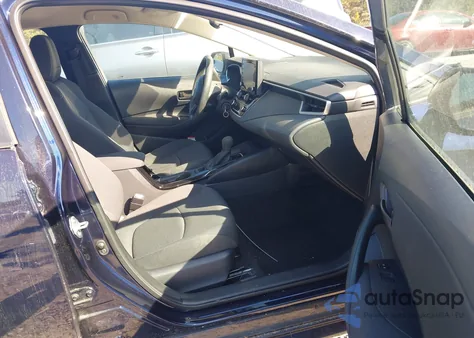 2022 Toyota Corolla Le z USA, uszkodzony, nr VIN 5YFEPMAE1NP328527